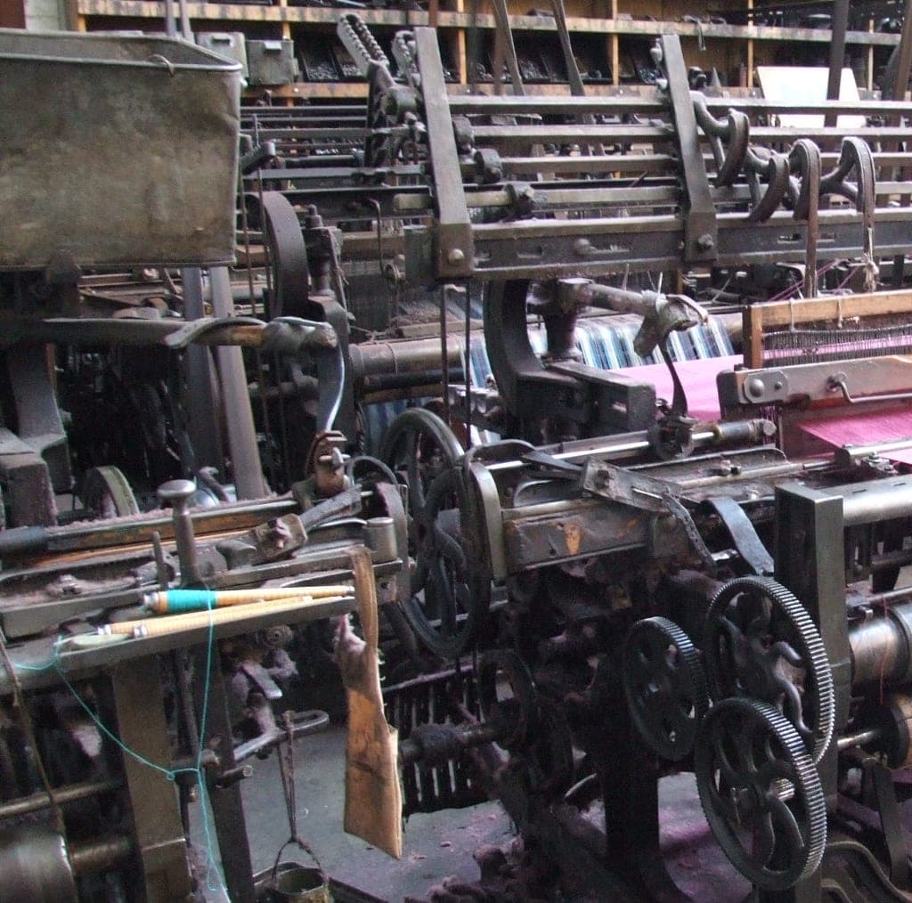 Warp threads running through a loom on an Ostenmark textile line